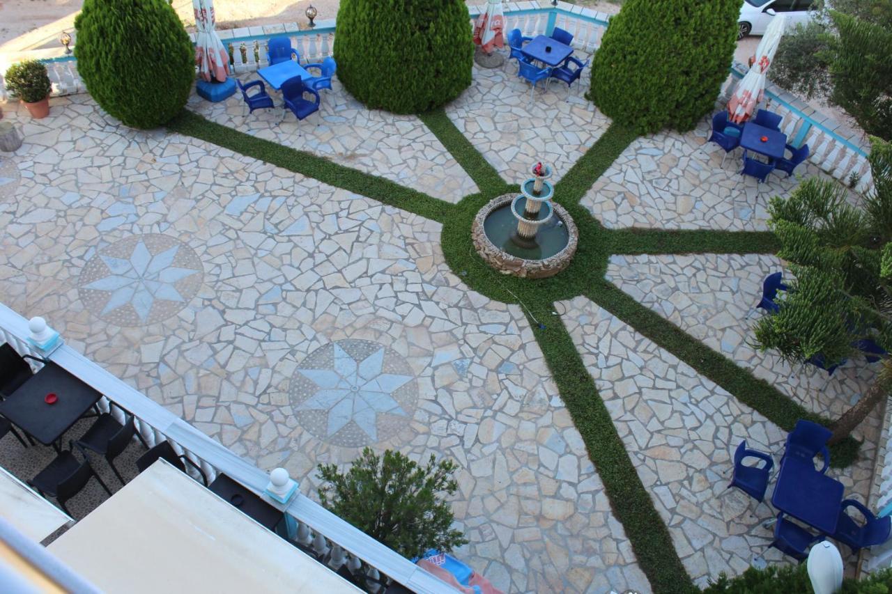 קסאמיל Esmeralda Hotel & Restaurant מראה חיצוני תמונה