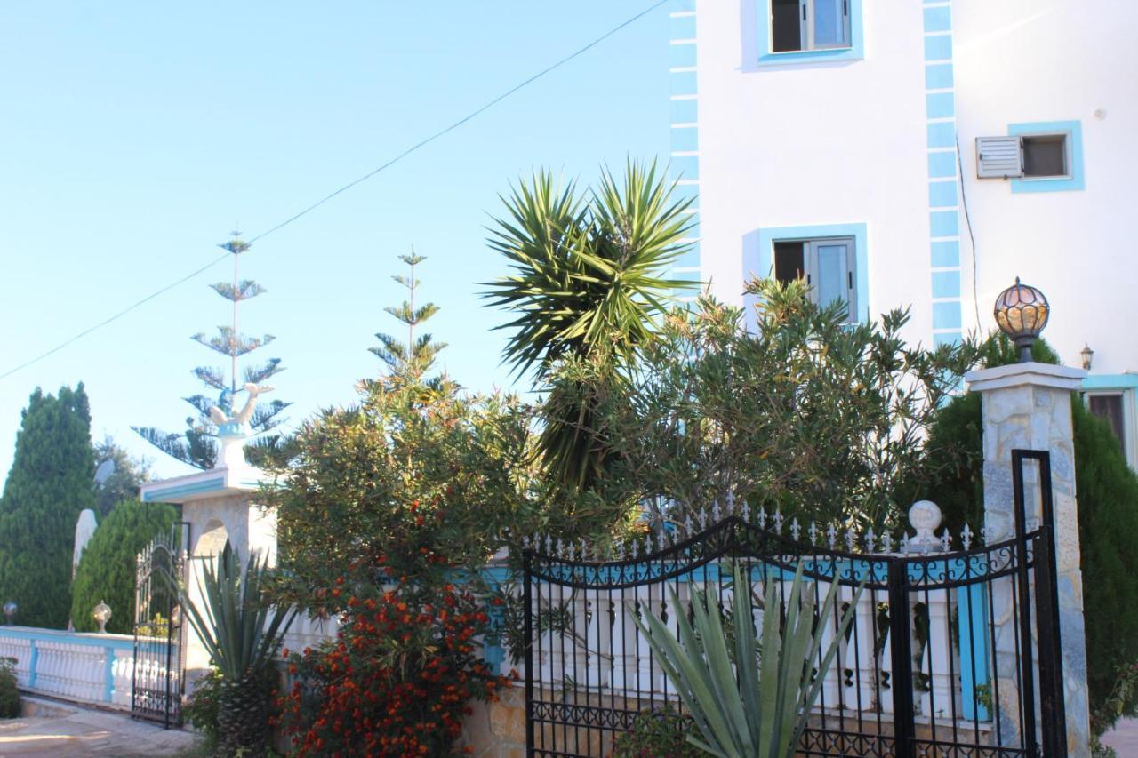קסאמיל Esmeralda Hotel & Restaurant מראה חיצוני תמונה