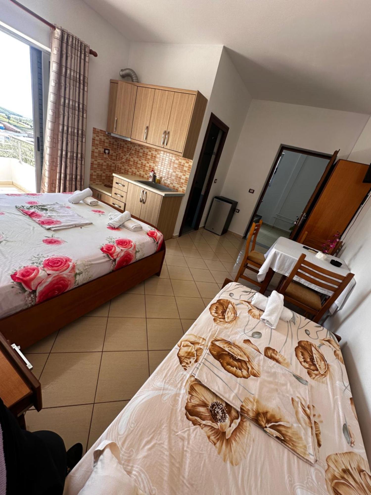 קסאמיל Esmeralda Hotel & Restaurant מראה חיצוני תמונה