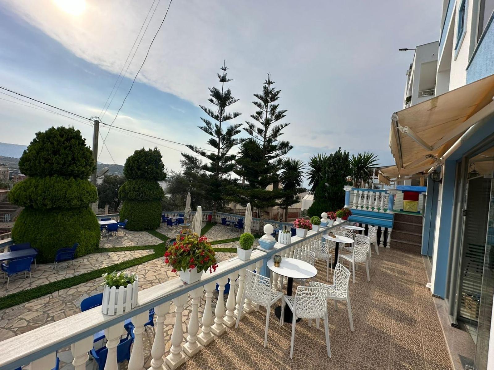 קסאמיל Esmeralda Hotel & Restaurant מראה חיצוני תמונה